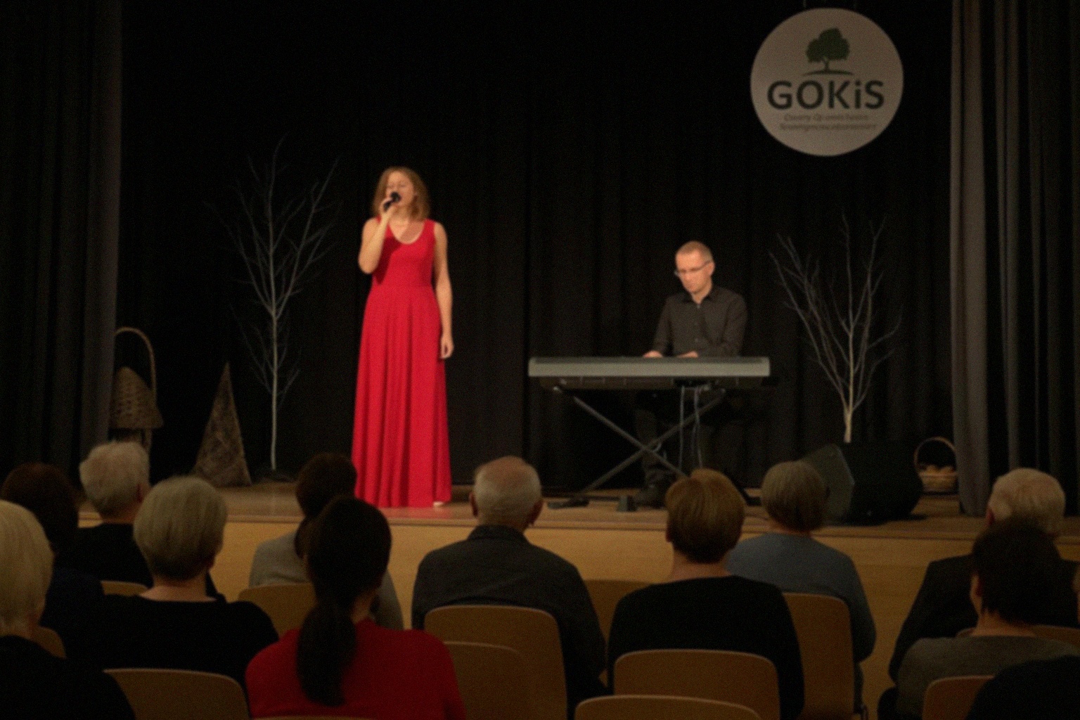 Recital Joanny Moro „Nie ma jak u Mamy” z okazji Dnia Matki w Łomiankach